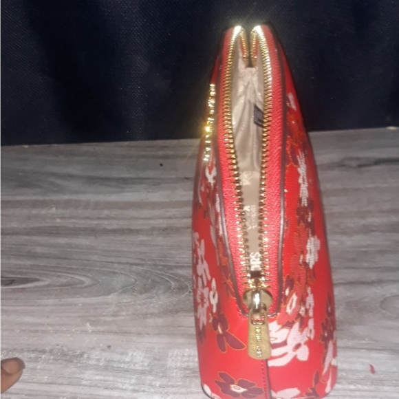 Michael Kors Pouch Limited Edition new - Picture 9 of 9